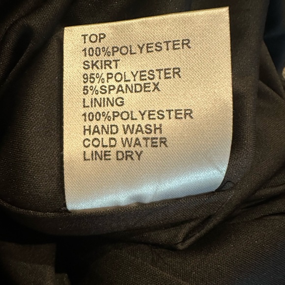 Tadashi Shoji Elegant Black and Cream lace Dress size 2 - Picture 9 of 10